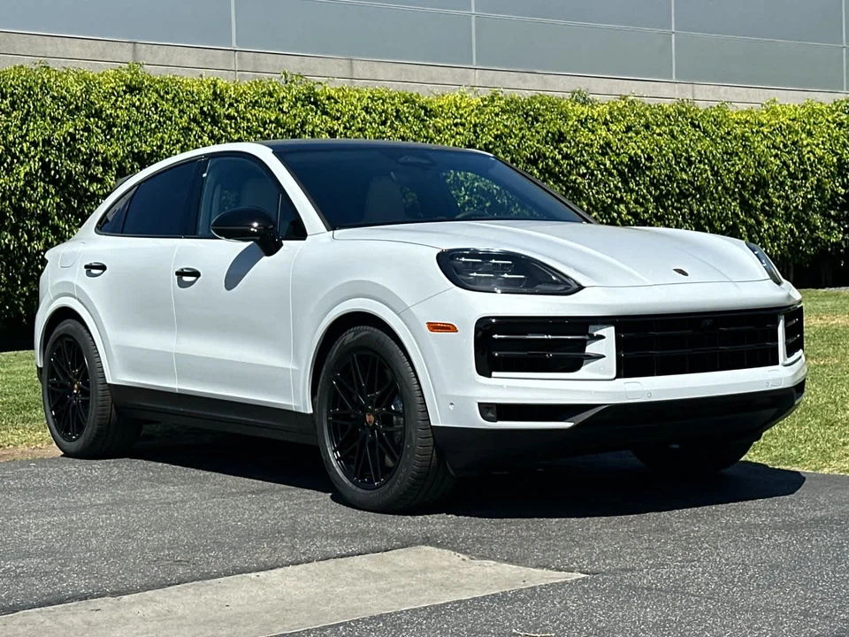 2026 Porsche 9Y0/9Y3 Cayenne S - Image 10 of 31