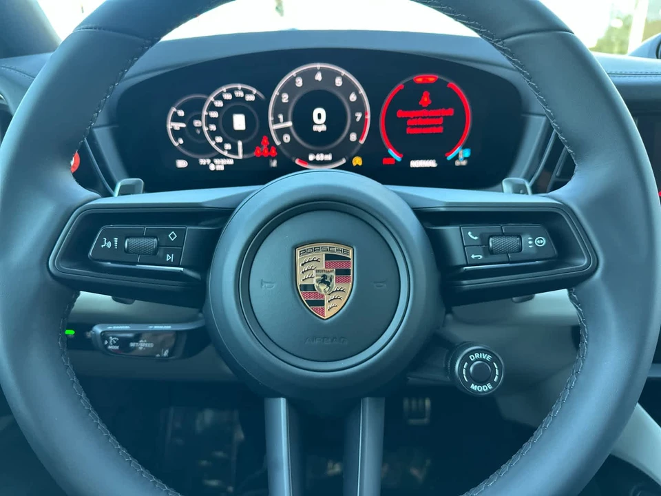 2026 Porsche 9Y0/9Y3 Cayenne S - Image 27 of 31