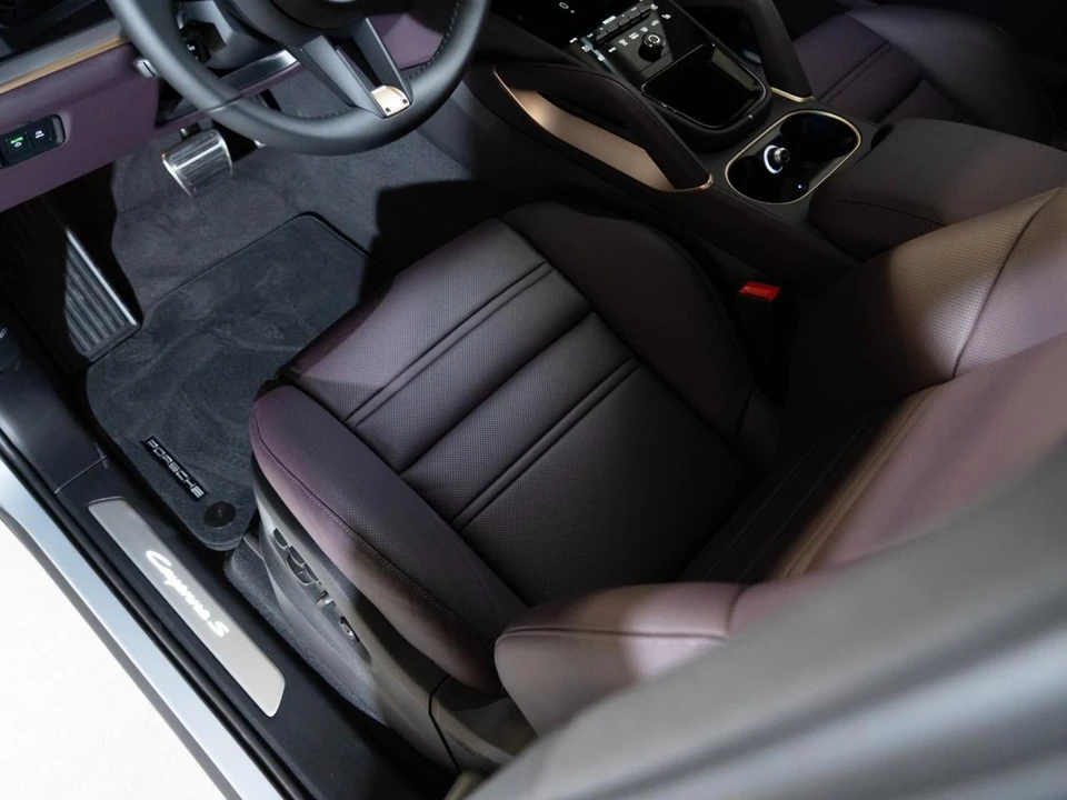 2026 Porsche 9Y0/9Y3 Cayenne S - Image 14 of 29