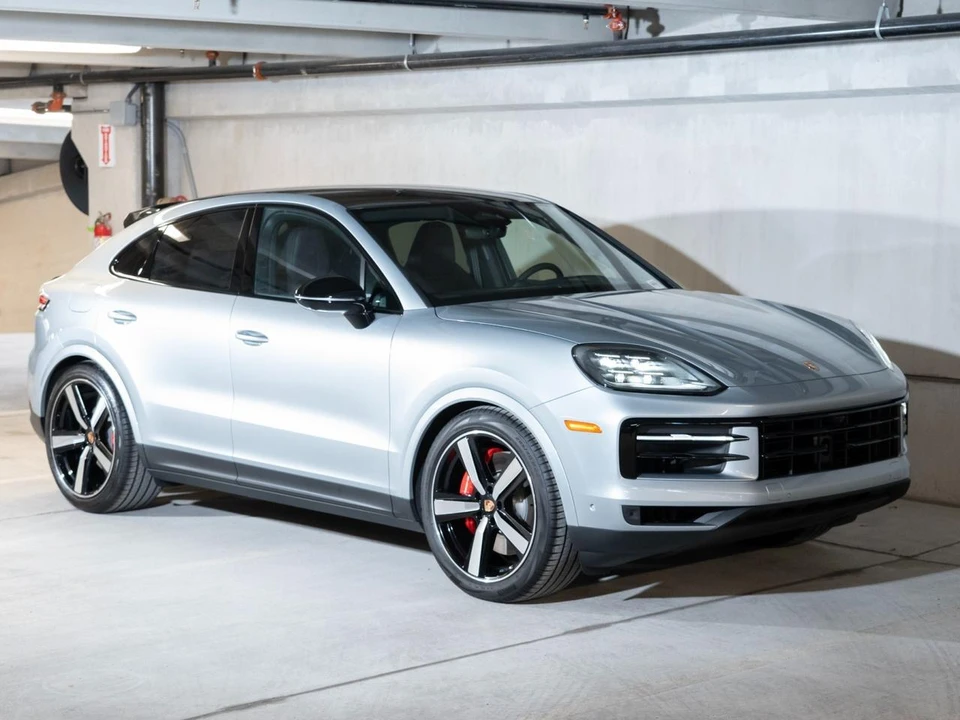 2026 Porsche 9Y0/9Y3 Cayenne S - Image 7 of 29