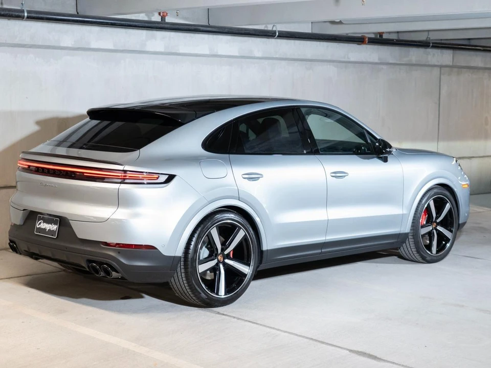 2026 Porsche 9Y0/9Y3 Cayenne S - Image 9 of 29