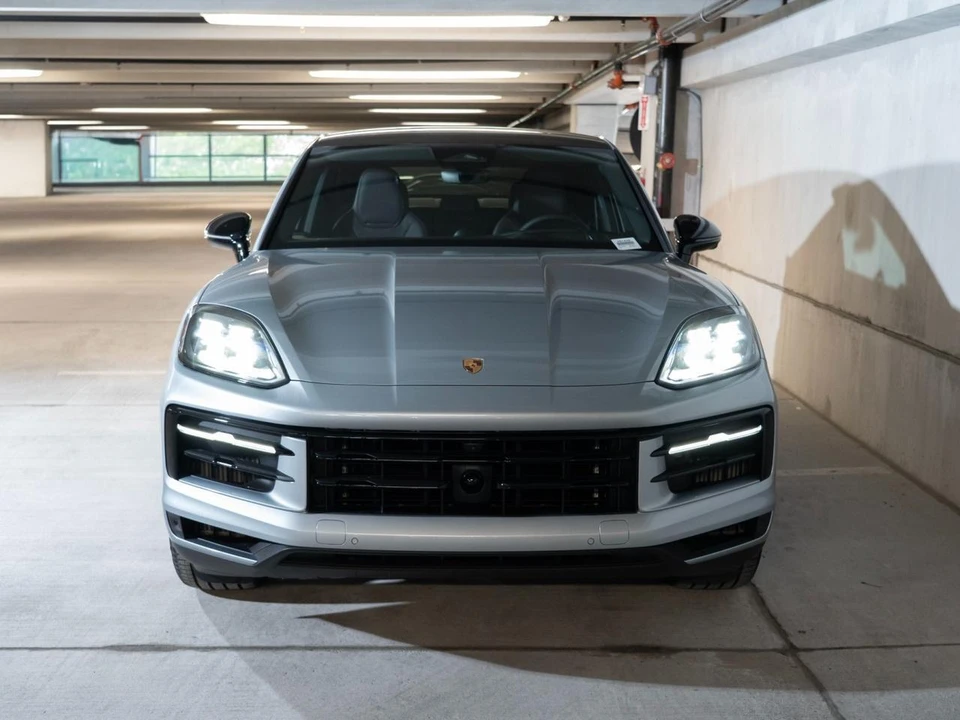 2026 Porsche 9Y0/9Y3 Cayenne S - Image 6 of 29