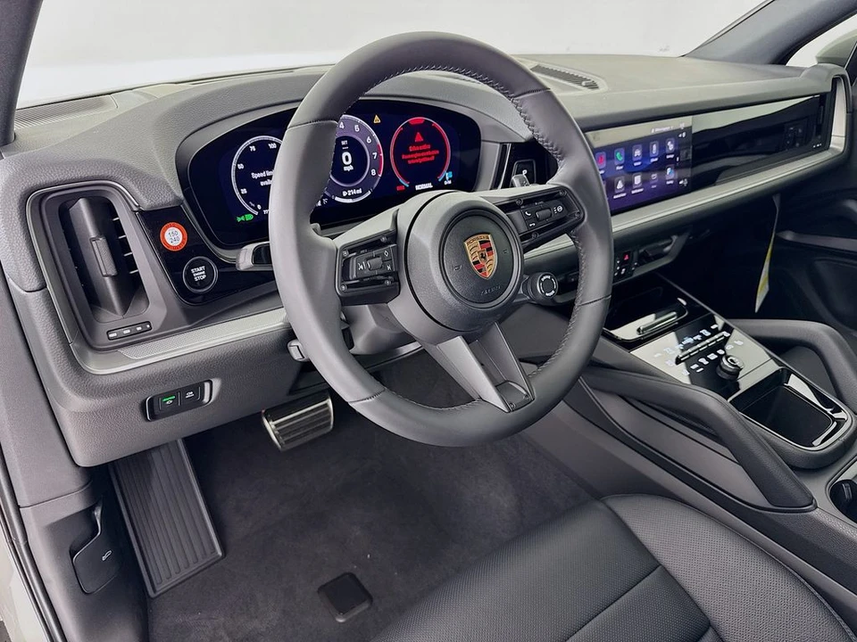 2026 Porsche 9Y0/9Y3 Cayenne - Image 4 of 31