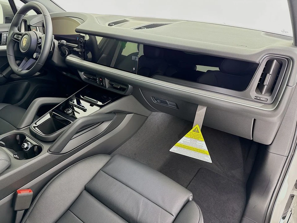 2026 Porsche 9Y0/9Y3 Cayenne - Image 31 of 31