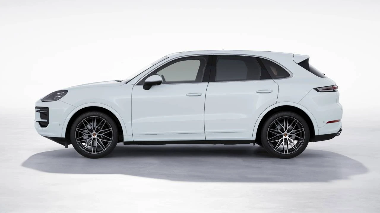2026 Porsche 9Y0/9Y3 Cayenne - Image 2 of 10
