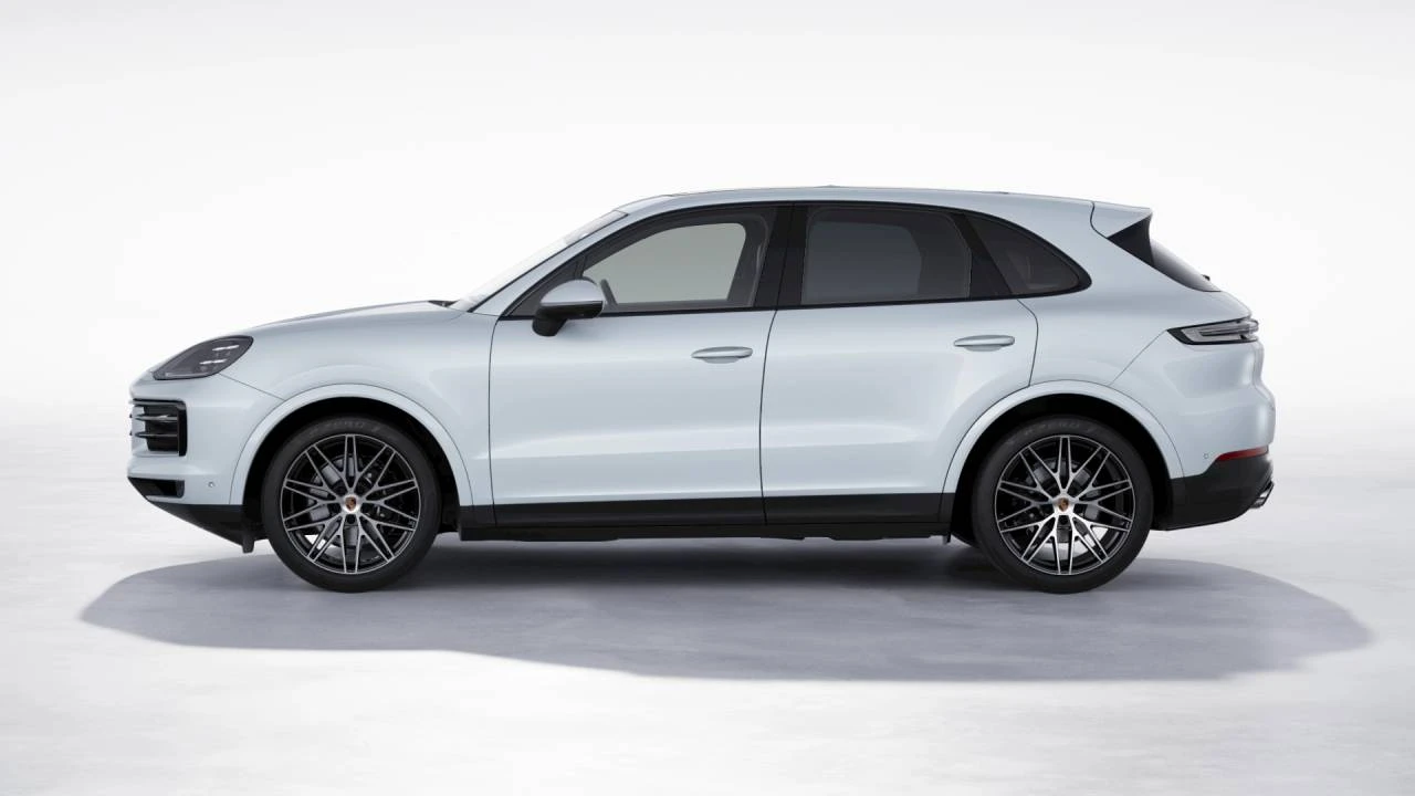 2026 Porsche 9Y0/9Y3 Cayenne - Image 2 of 10