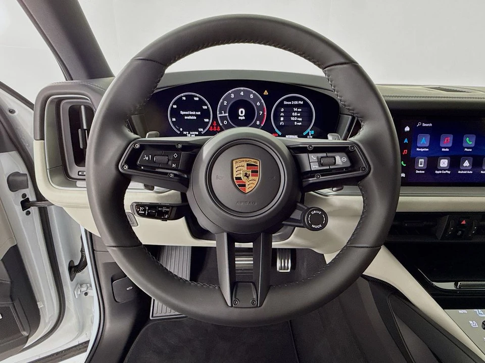 2026 Porsche 9Y0/9Y3 Cayenne - Image 15 of 31