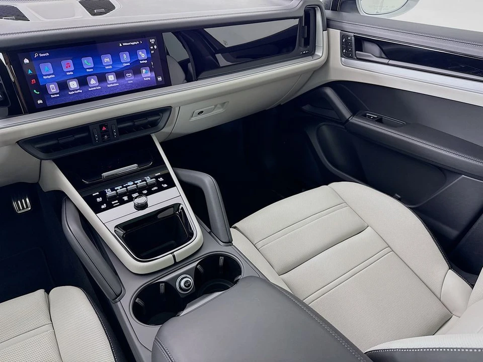 2026 Porsche 9Y0/9Y3 Cayenne - Image 25 of 31