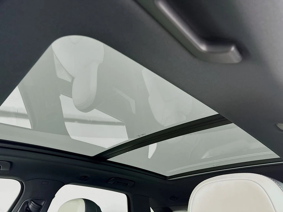 2026 Porsche 9Y0/9Y3 Cayenne - Image 22 of 31