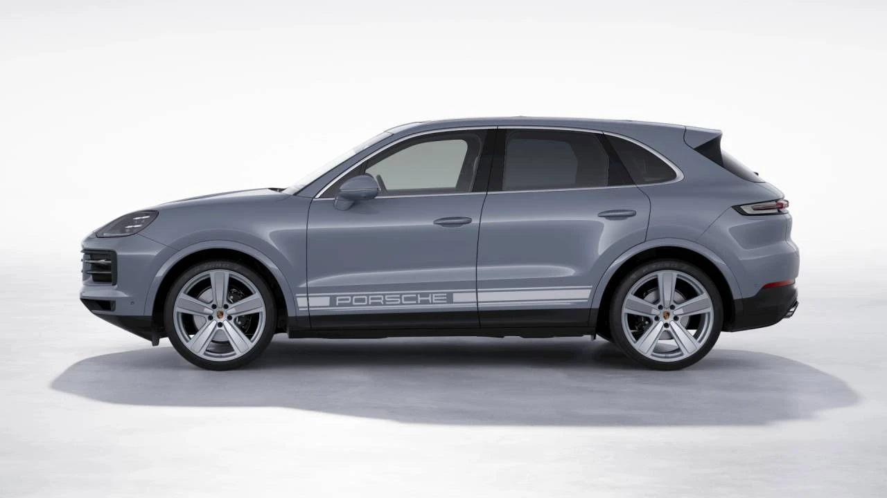 2026 Porsche 9Y0/9Y3 Cayenne - Image 2 of 10