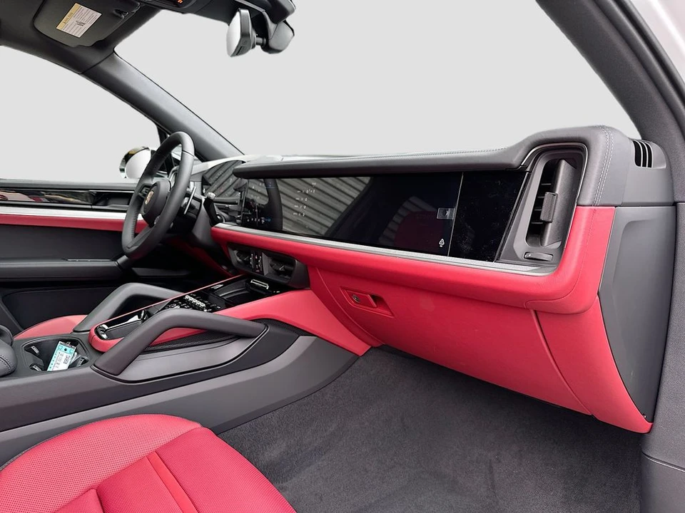 2026 Porsche 9Y0/9Y3 Cayenne - Image 31 of 31