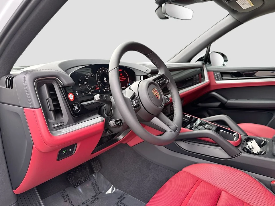 2026 Porsche 9Y0/9Y3 Cayenne - Image 4 of 31