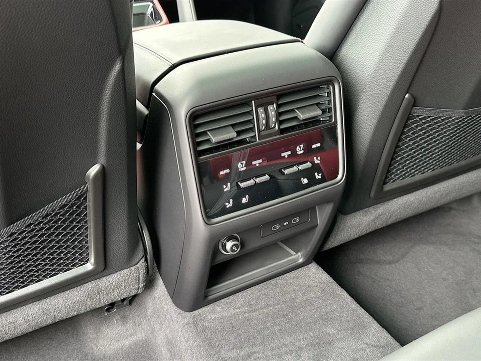 2026 Porsche 9Y0/9Y3 Cayenne - Image 27 of 31