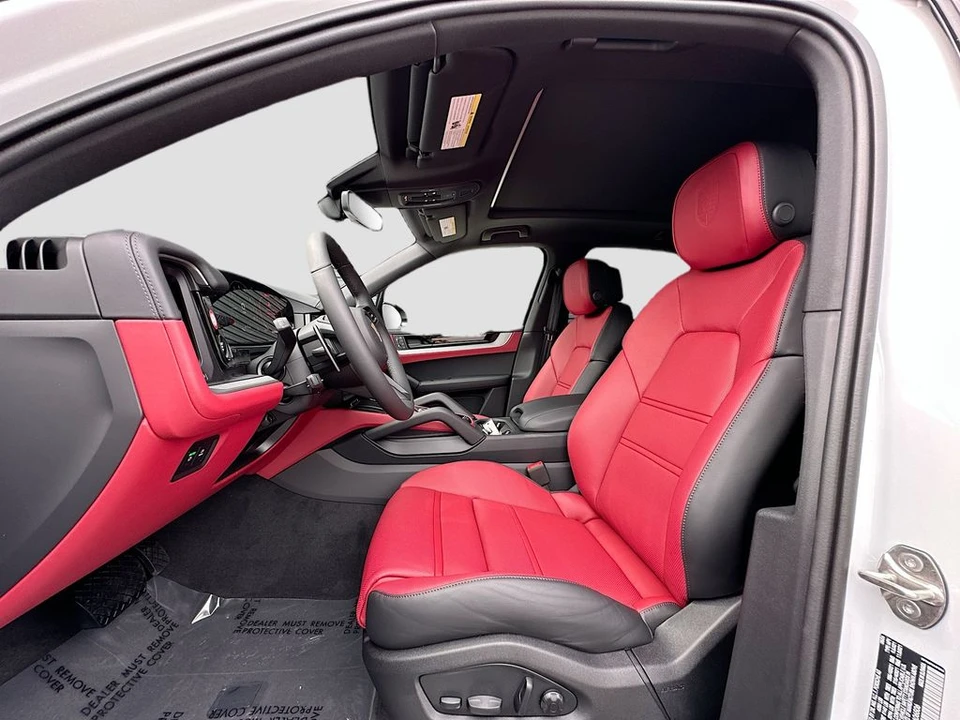 2026 Porsche 9Y0/9Y3 Cayenne - Image 5 of 31