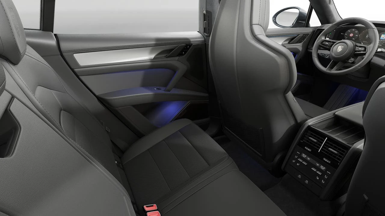 2026 Porsche 9Y0/9Y3 Cayenne Coupe - Image 14 of 14