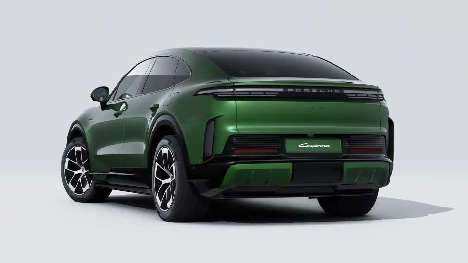 2026 Porsche - Image 19 of 30