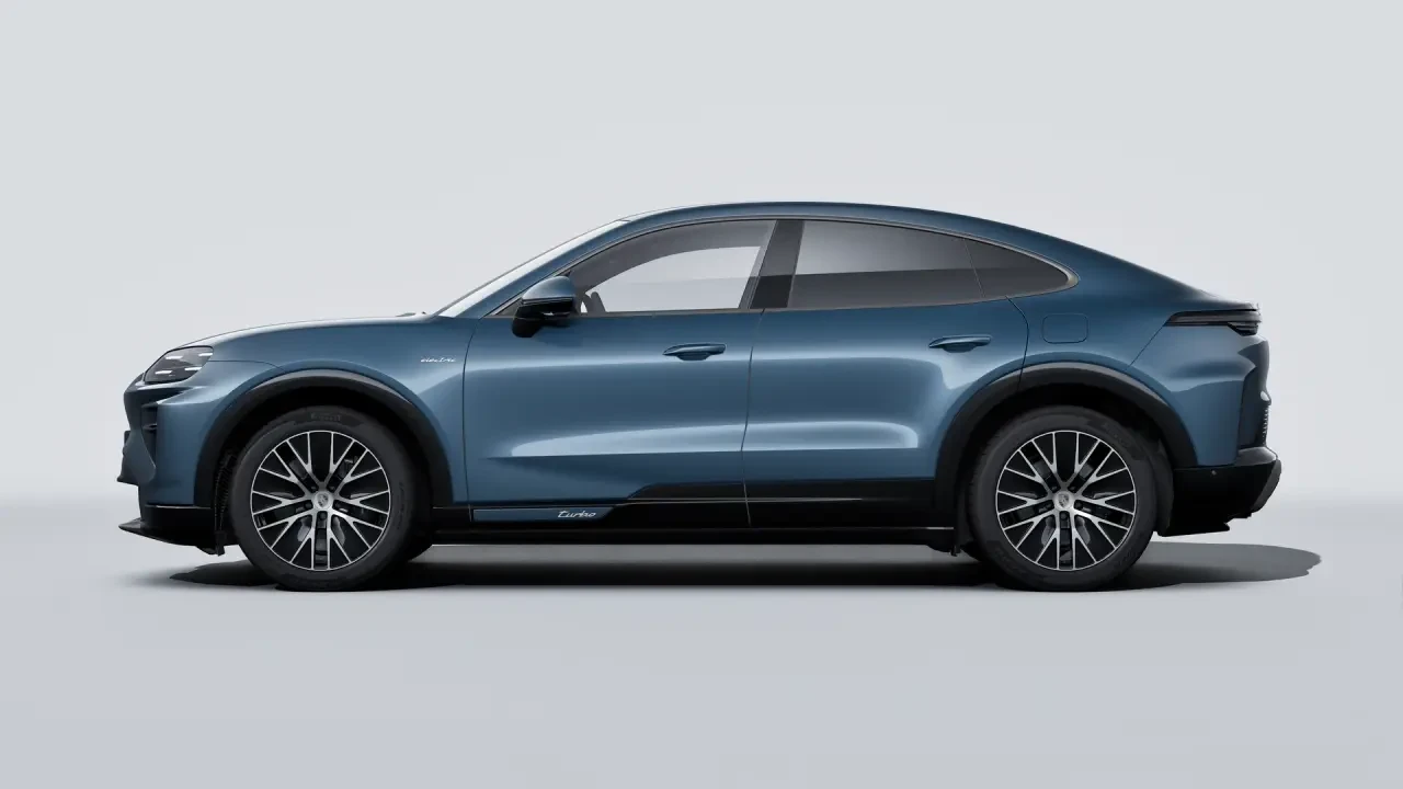 2026 Porsche Cayenne - Image 16 of 30