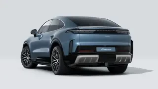 2026 Porsche Cayenne - Image 21 of 30