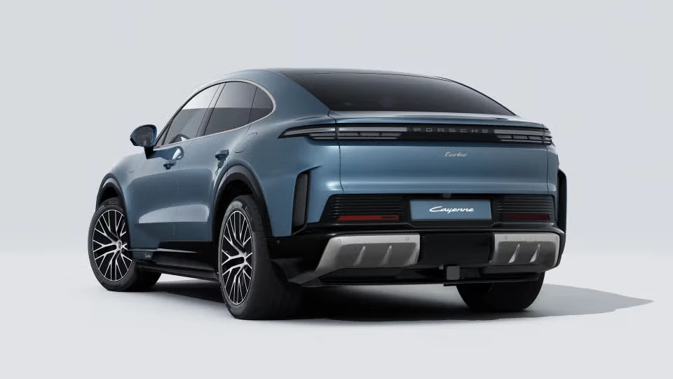 2026 Porsche Cayenne - Image 19 of 30