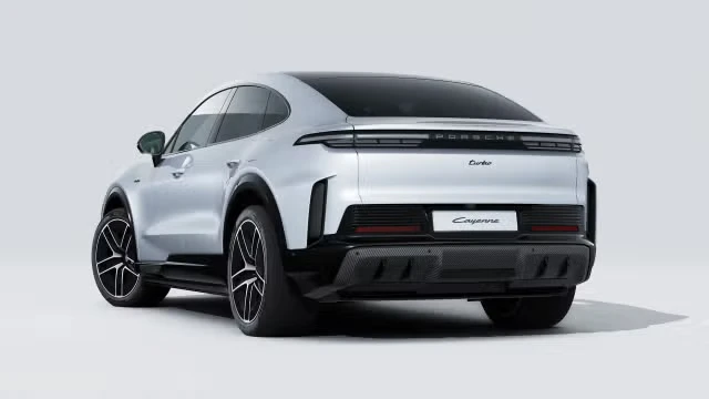 2026 Porsche - Image 18 of 30