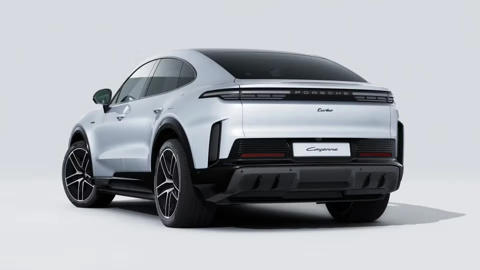 2026 Porsche - Image 19 of 30