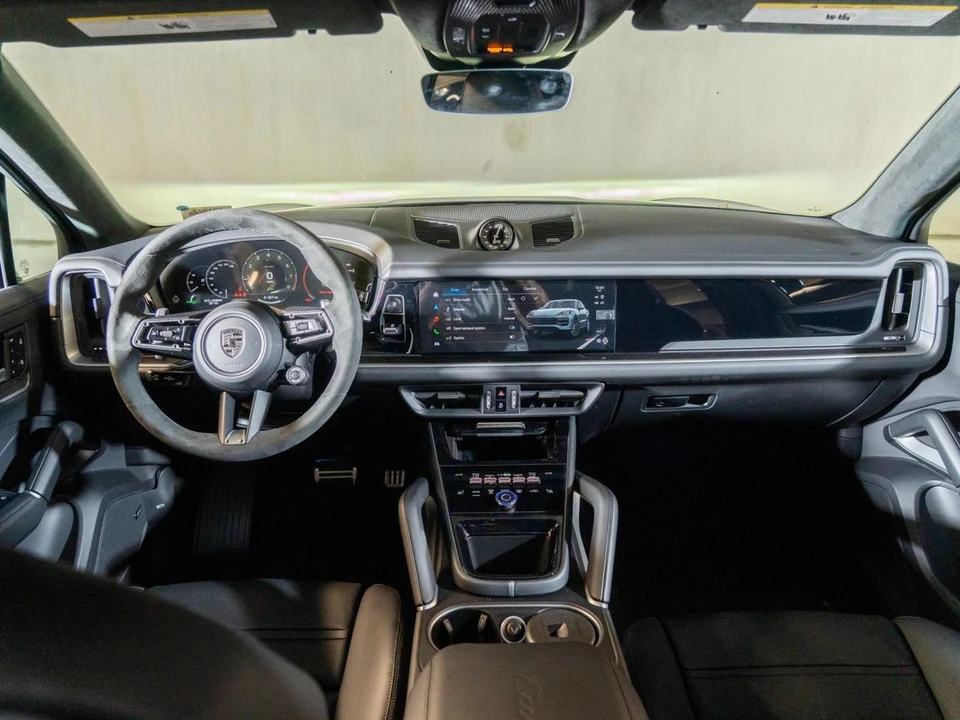 2026 Porsche 9Y0/9Y3 Cayenne Turbo - Image 24 of 27