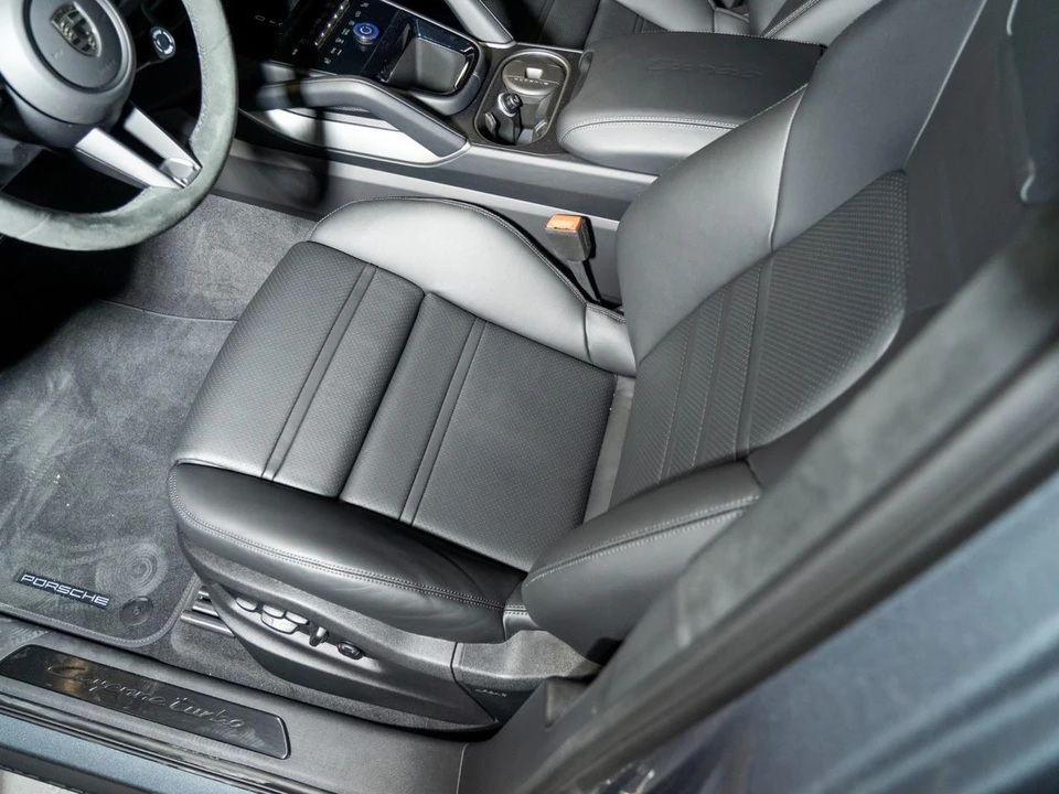2026 Porsche 9Y0/9Y3 Cayenne Turbo - Image 14 of 27