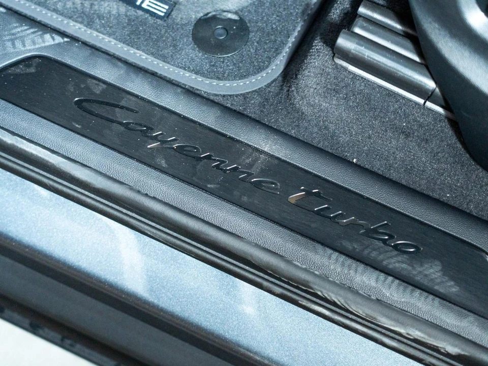 2026 Porsche 9Y0/9Y3 Cayenne Turbo - Image 12 of 27
