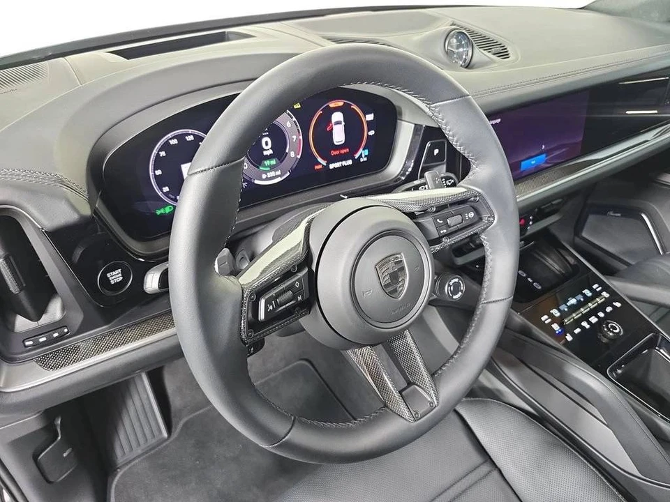 2026 Porsche 9Y0/9Y3 Cayenne Turbo - Image 4 of 5