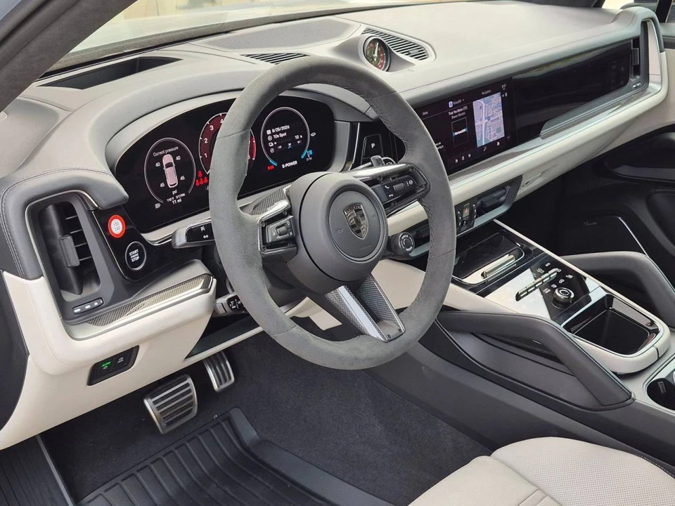 2026 Porsche 9Y0/9Y3 Cayenne Turbo - Image 4 of 4