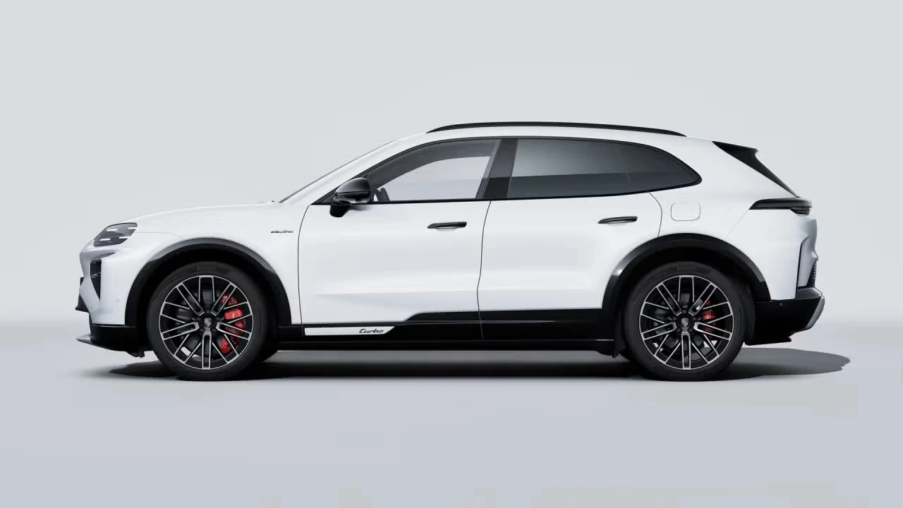 2026 Porsche 9Y0/9Y3 Cayenne Turbo - Image 12 of 31