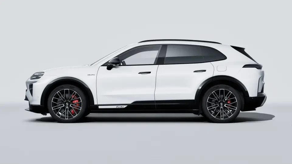 2026 Porsche 9Y0/9Y3 Cayenne Turbo - Image 15 of 31