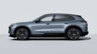 2026 Porsche 9Y0/9Y3 Cayenne Turbo - Image 13 of 30