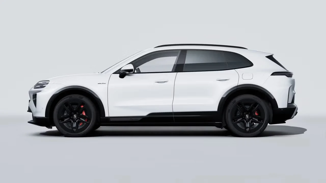2026 Porsche 9Y0/9Y3 Cayenne Turbo - Image 12 of 31