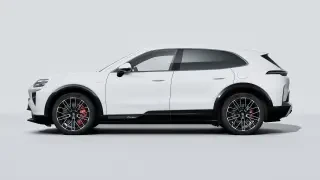 2026 Porsche 9Y0/9Y3 Cayenne Turbo - Image 13 of 31
