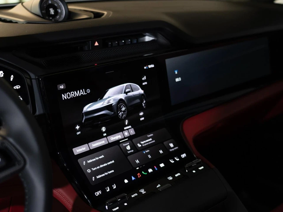 2026 Porsche 9Y0/9Y3 Cayenne Turbo - Image 21 of 30