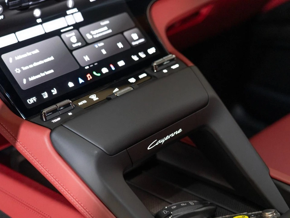 2026 Porsche 9Y0/9Y3 Cayenne Turbo - Image 22 of 30