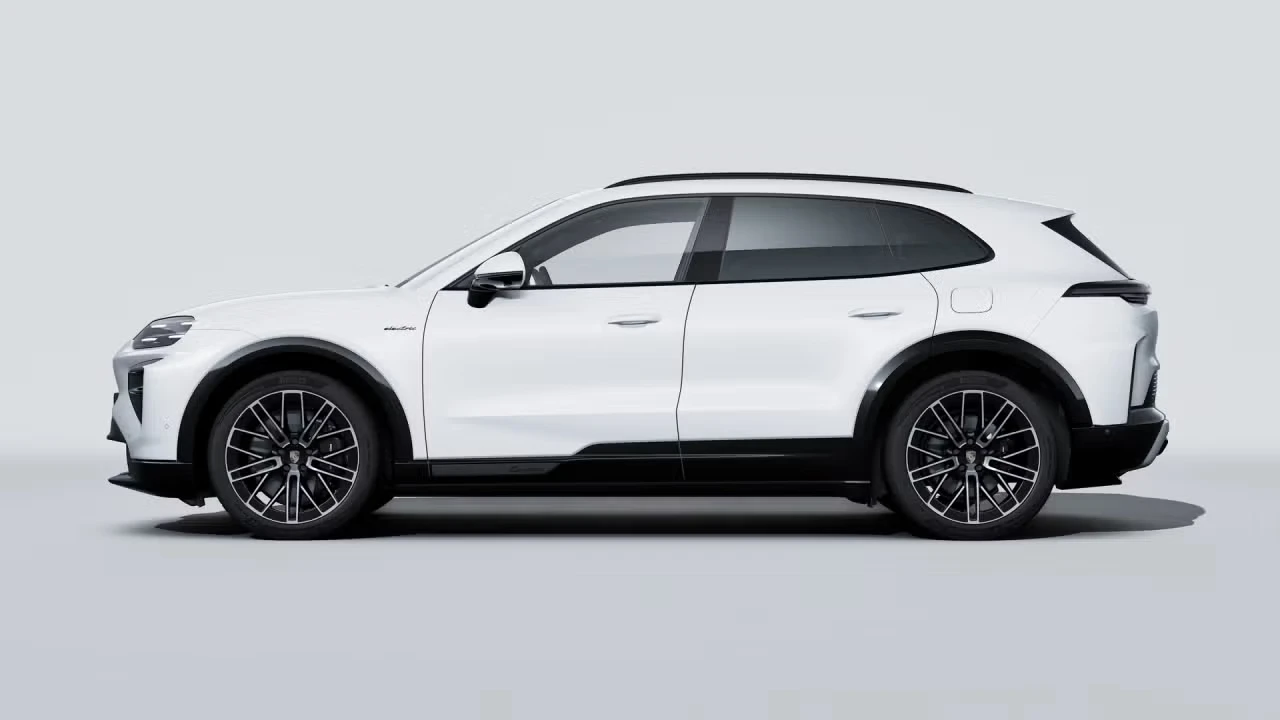 2026 Porsche 9Y0/9Y3 Cayenne Turbo - Image 12 of 31