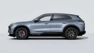 2026 Porsche 9Y0/9Y3 Cayenne Turbo - Image 13 of 31