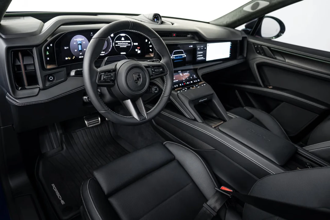 2026 Porsche 9Y0/9Y3 Cayenne Turbo - Image 28 of 31