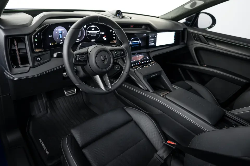 2026 Porsche 9Y0/9Y3 Cayenne Turbo - Image 31 of 31