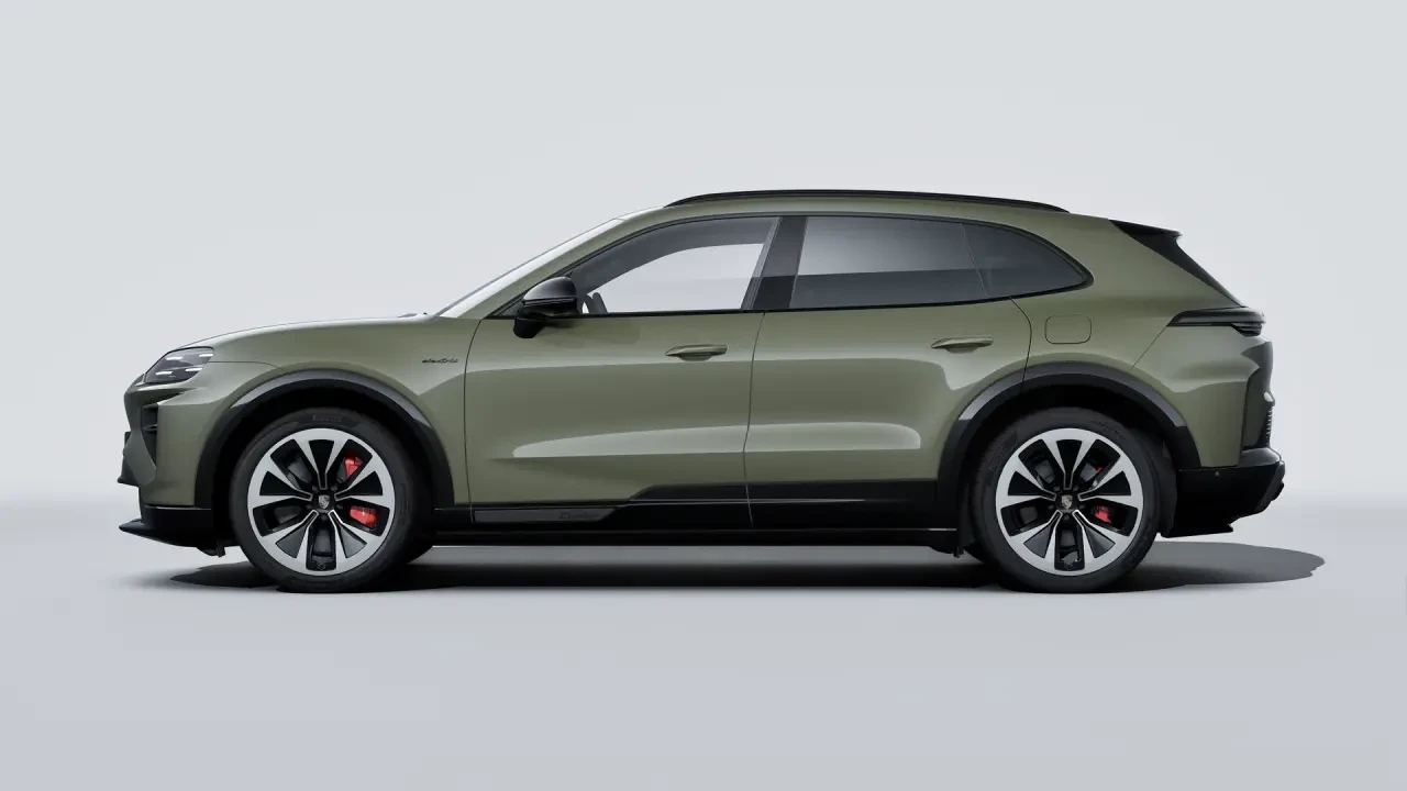 2026 Porsche 9Y0/9Y3 Cayenne Turbo - Image 16 of 31