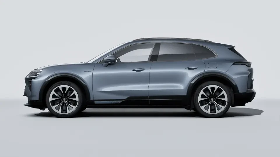 2026 Porsche 9Y0/9Y3 Cayenne Turbo - Image 15 of 31