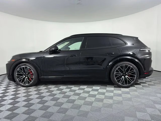 2026 Porsche 9Y0/9Y3 Cayenne Turbo - Image 10 of 31