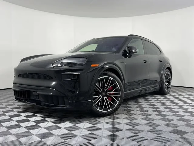 2026 Porsche 9Y0/9Y3 Cayenne Turbo - Image 2 of 31