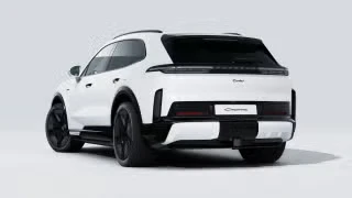 2026 Porsche 9Y0/9Y3 Cayenne Turbo - Image 17 of 31