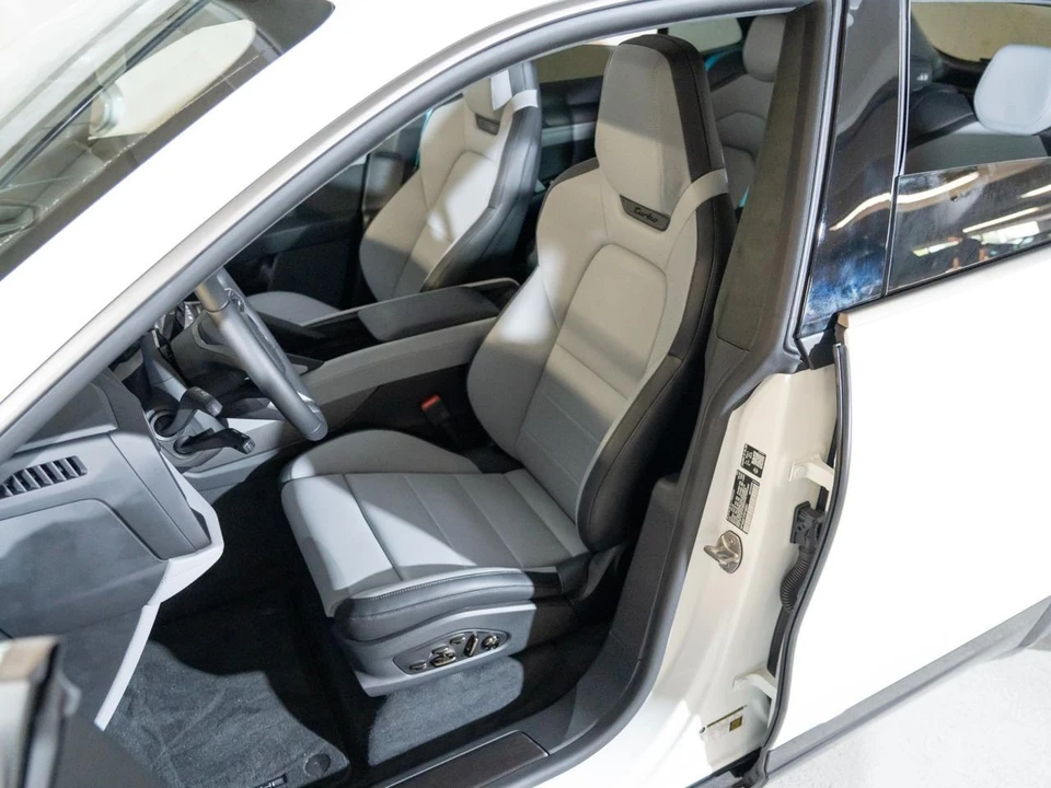 2026 Porsche 9Y0/9Y3 Cayenne Turbo - Image 5 of 29