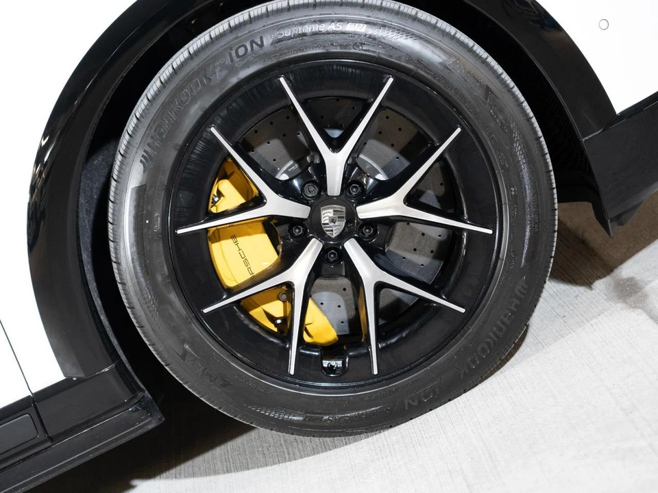2026 Porsche 9Y0/9Y3 Cayenne Turbo - Image 11 of 29