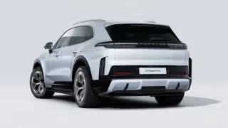 2026 Porsche 9Y0/9Y3 Cayenne Turbo - Image 17 of 31