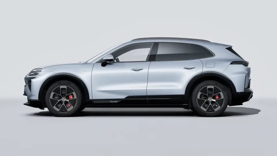 2026 Porsche 9Y0/9Y3 Cayenne Turbo - Image 15 of 31